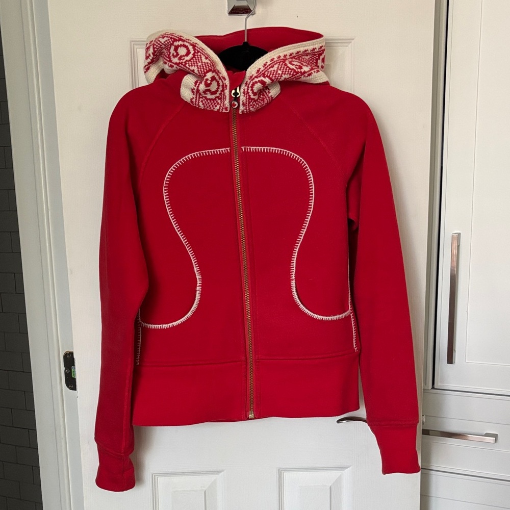Lululemon Special Edition 2010 Olympics Scuba Hoodie
